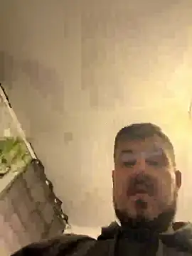 Snapshot of Mike3821 chatting on January 9, 2026, 5:15 pm Mike3821 online show from January 9, 2026, 5:15 pm
