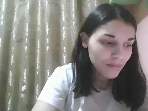 Snapshot of Rosanna_Rennie chatting on January 27, 2025, 3:50 pm Rosanna Rennie online show from January 27, 2025, 3:50 pm