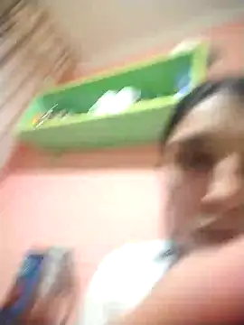 Snapshot of Rosanna_Rennie chatting on February 13, 2025, 8:13 pm Rosanna Rennie online show from February 13, 2025, 8:13 pm