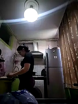 Snapshot of Rosanna_Rennie chatting on February 16, 2025, 11:05 am Rosanna Rennie online show from February 16, 2025, 11:05 am