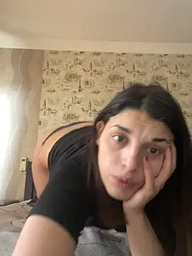 Snapshot of Rosanna_Rennie chatting on February 22, 2025, 9:45 am Rosanna Rennie online show from February 22, 2025, 9:45 am