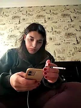 Snapshot of Rosanna_Rennie chatting on February 26, 2025, 12:58 pm Rosanna Rennie online show from February 26, 2025, 12:58 pm