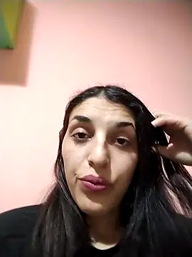 Snapshot of Rosanna_Rennie chatting on March 17, 2025, 11:00 pm Rosanna Rennie online show from March 17, 2025, 11:00 pm