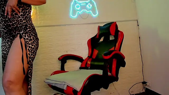 Miiss eva online show from January 8, 2026, 11:12 am