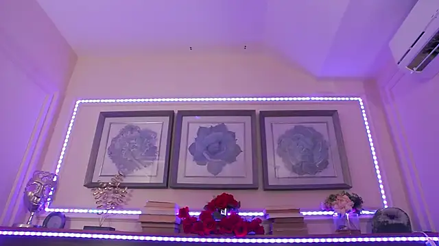 BustyEva  online show from March 25, 2026, 4:40 am