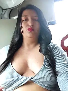 Melyy Edii online show from March 5, 2025, 8:53 pm