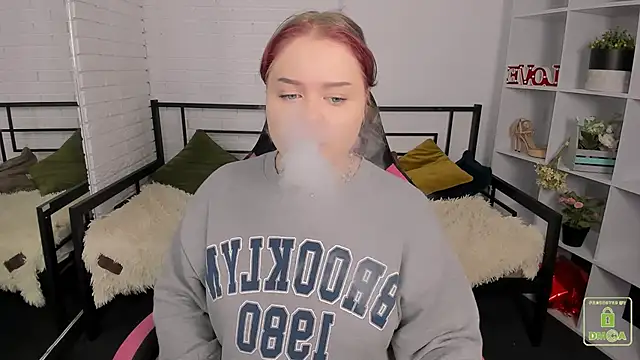 Erica  Alta online show from October 11, 2025, 5:28 am