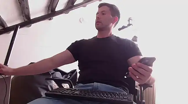 hairyncuteass online show from January 11, 2025, 4:36 pm