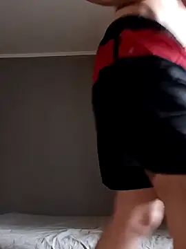 larzik94 online show from March 11, 2026, 10:10 am