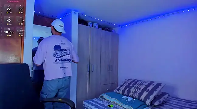 austinoficial online show from March 1, 2025, 3:53 am