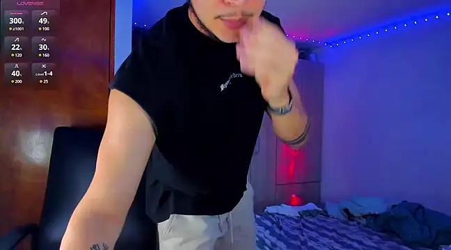 austinoficial online show from March 16, 2025, 2:10 am