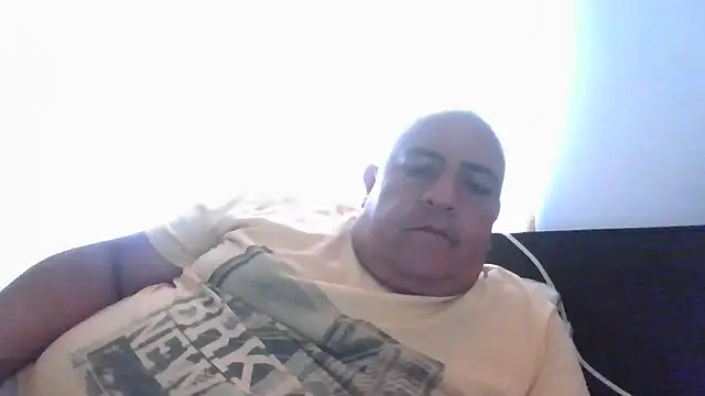 Sr JakoXXXX online show from November 15, 2025, 9:21 pm