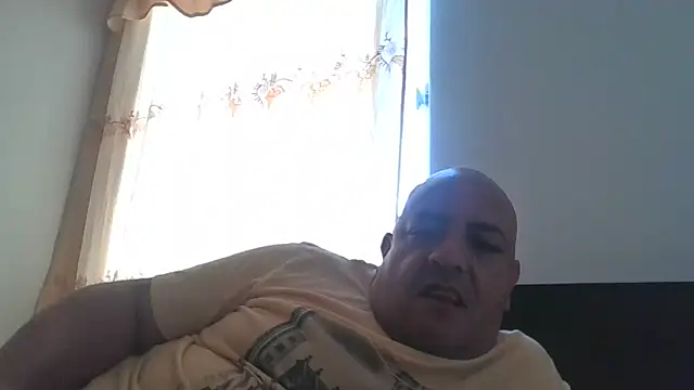 Sr JakoXXXX online show from November 17, 2025, 8:14 pm