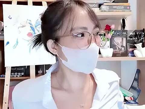 Lush-Office online show from September 20, 2025, 8:26 am