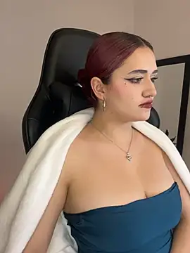 Snapshot of raven__white1 chatting on January 18, 2025, 12:13 am raven white1 online show from January 18, 2025, 12:13 am