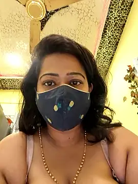 angelrani1234 online show from February 17, 2026, 9:10 pm