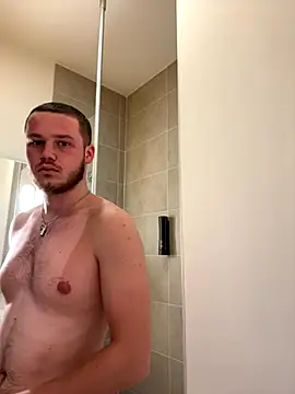 Snapshot of purplhouse chatting on December 3, 2025, 5:11 pm purplhouse online show from December 3, 2025, 5:11 pm