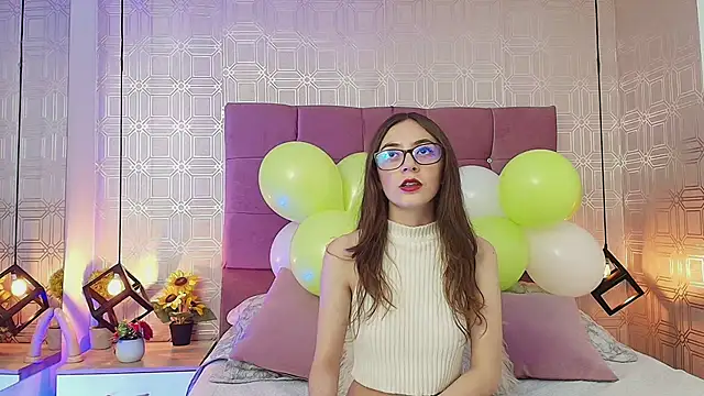 Snapshot of victoriapalmerfg chatting on March 17, 2025, 7:48 pm victoriapalmerfg online show from March 17, 2025, 7:48 pm