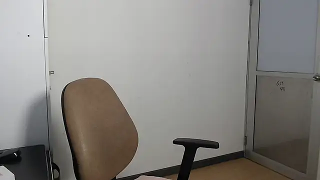 esmeralda-bk online show from November 14, 2025, 9:46 pm