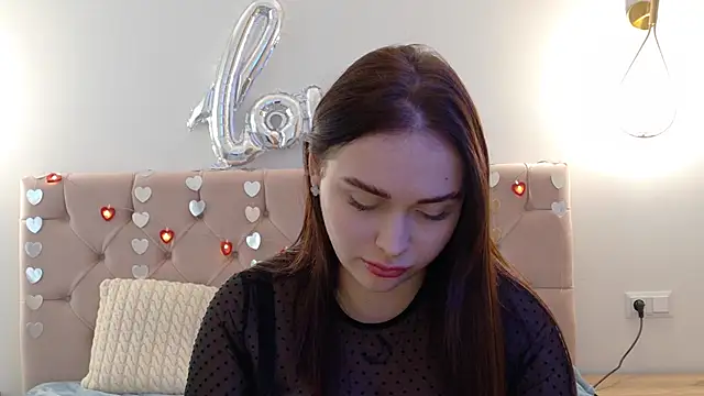 Lilliana Moon online show from February 19, 2025, 8:44 am