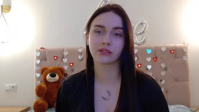 Lilliana Moon online show from February 26, 2025, 9:21 am