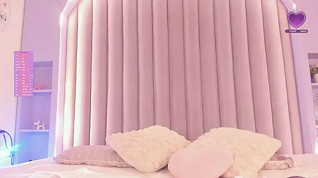 SabrinaSpell  online show from March 10, 2025, 11:42 am