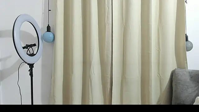 blueroom party online show from January 18, 2025, 12:36 pm