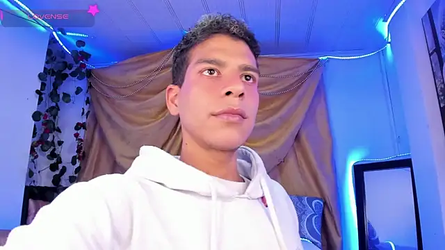 Ethan Boyy online show from November 10, 2025, 10:42 pm