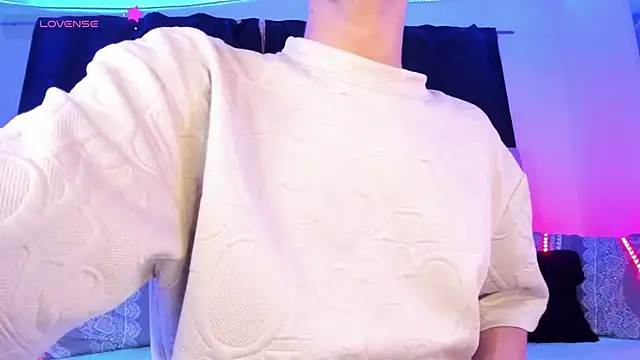 Ethan Boyy online show from February 12, 2026, 11:33 pm