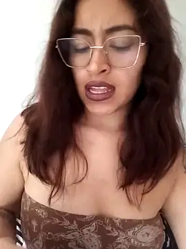 AnonymousGirl online show from April 29, 2026, 7:53 pm