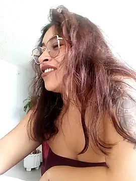 AnonymousGirl online show from May 1, 2026, 3:16 pm