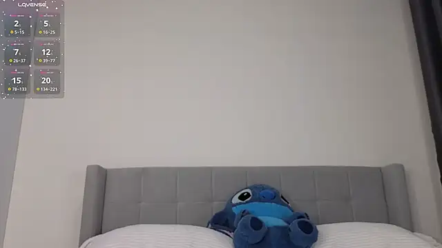 asianqueeny online show from March 23, 2026, 12:03 am