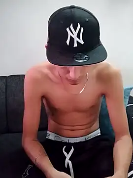 Latinos 2001 online show from January 20, 2025, 12:39 pm