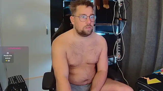 justinitt online show from February 11, 2025, 10:26 am