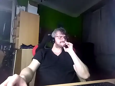 stary-w-kalesonach online show from February 9, 2025, 10:11 pm