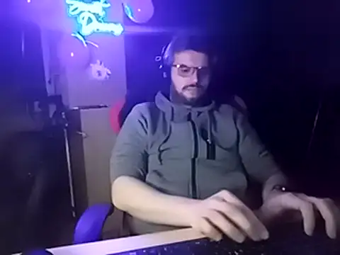 stary-w-kalesonach online show from February 16, 2025, 9:38 pm