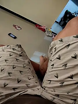 Snapshot of Mumbaigirl17 chatting on March 3, 2025, 9:44 am Mumbaigirl17 online show from March 3, 2025, 9:44 am