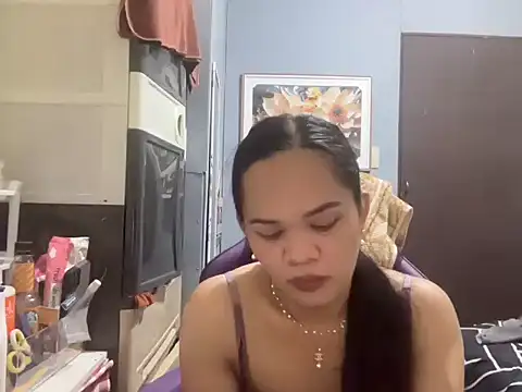 SophiaCourthaway online show from November 15, 2025, 11:32 pm