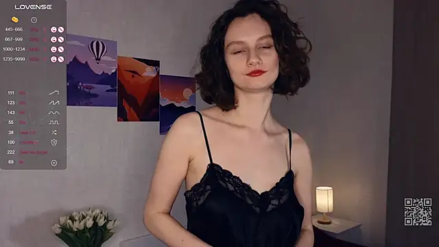 Leya Curly online show from March 8, 2025, 2:51 pm