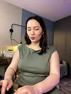 Kiss My Body online show from October 5, 2025, 6:28 pm