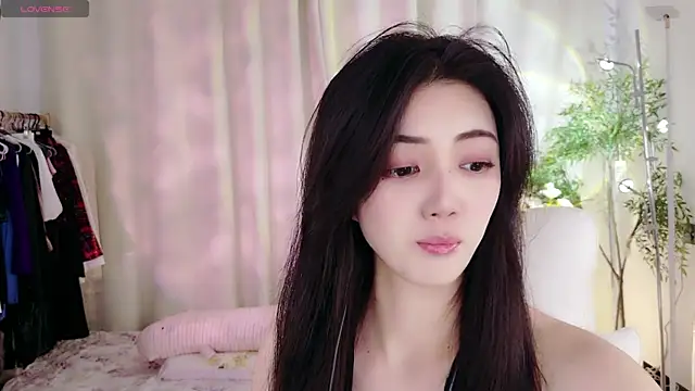 miaomiao-777 online show from September 10, 2025, 11:32 am