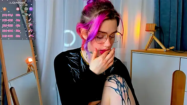 JodyDarr online show from March 7, 2025, 5:49 pm