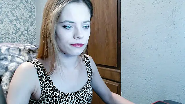 LauraBlan online show from January 14, 2025, 8:26 pm