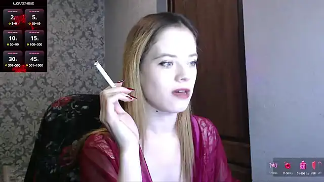 LauraBlan online show from February 25, 2025, 8:09 pm