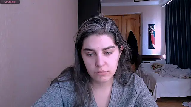  Roselina  online show from March 4, 2025, 7:30 am