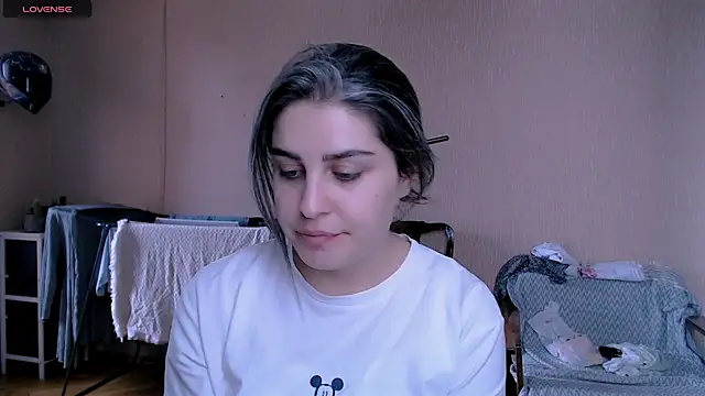  Roselina  online show from September 27, 2025, 11:37 am