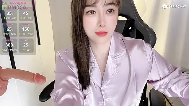 Snapshot of Alano-01 chatting on March 20, 2025, 5:24 am Alano-01 online show from March 20, 2025, 5:24 am