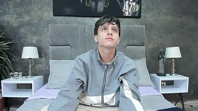 bruce hans online show from November 8, 2025, 11:43 am