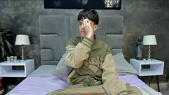 bruce hans online show from February 9, 2026, 11:47 am