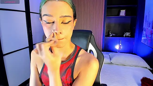 MattThompsonn online show from November 17, 2025, 9:20 pm